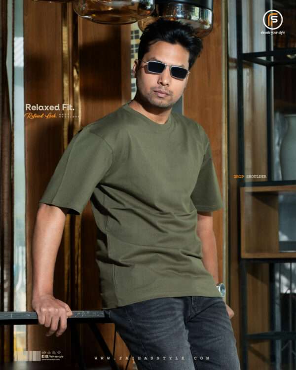 High GSM drop shoulder t-shirt for men with minimalist design